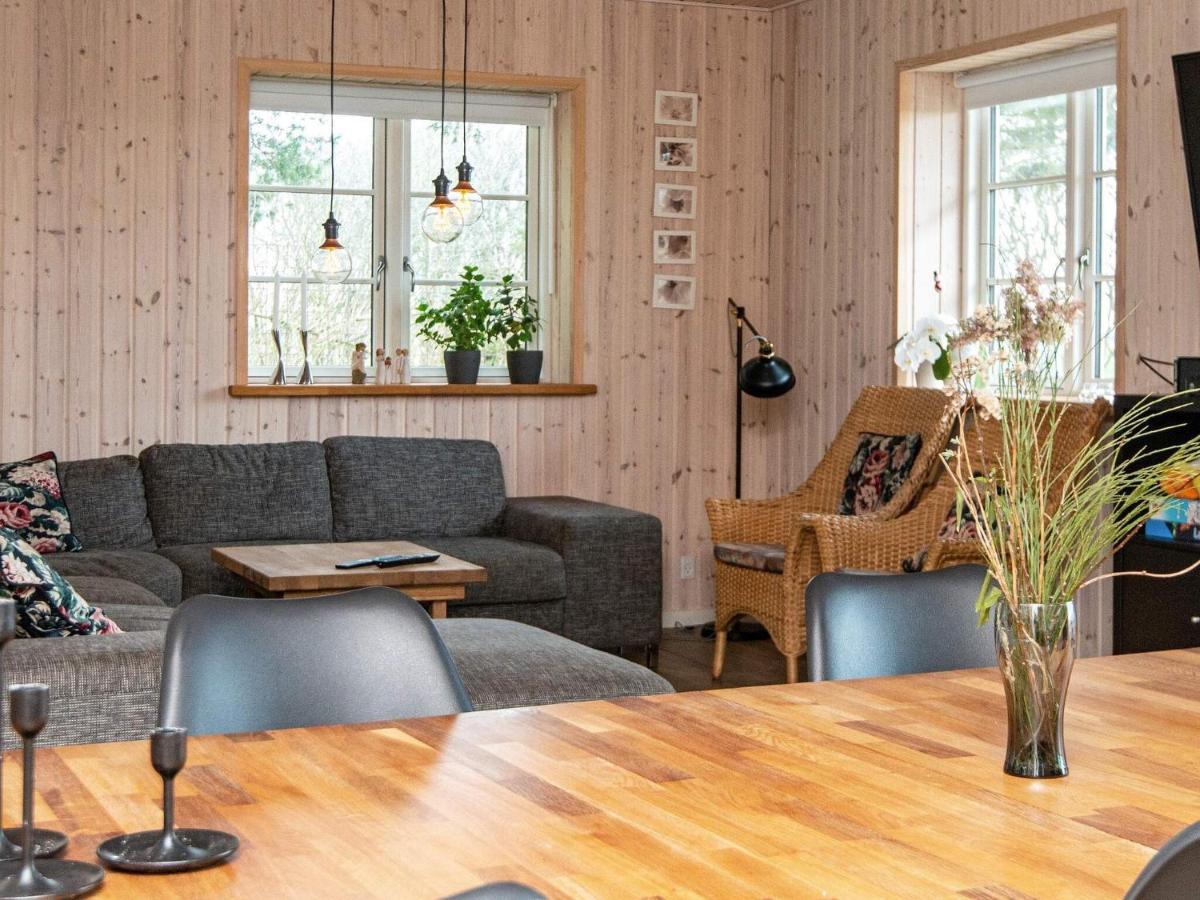 10 Person Holiday Home In Glesborg Esterno foto