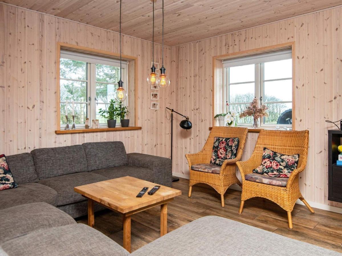 10 Person Holiday Home In Glesborg Esterno foto
