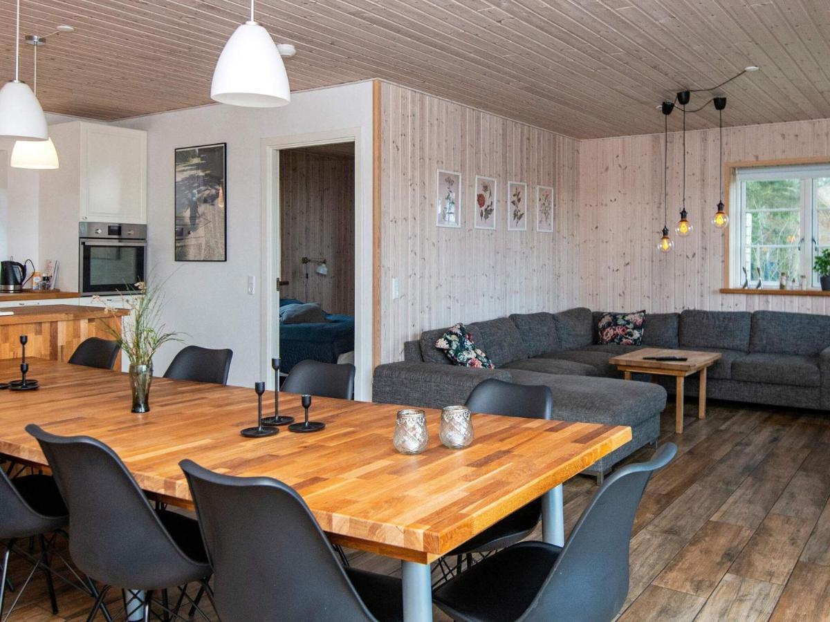 10 Person Holiday Home In Glesborg Esterno foto